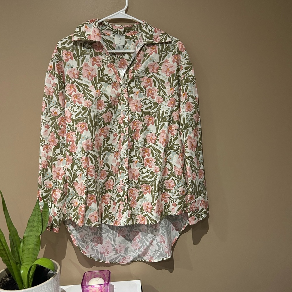 Joie-floral button down top size Medium